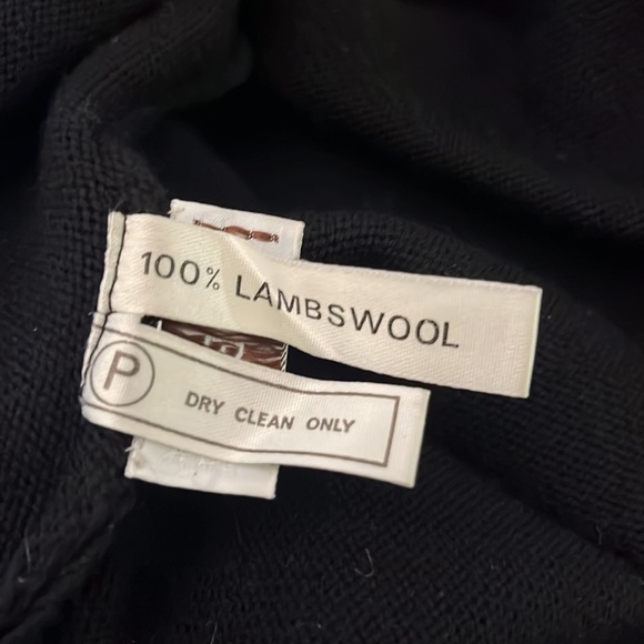 Miranda Holland Sweater - Picture 7 of 7